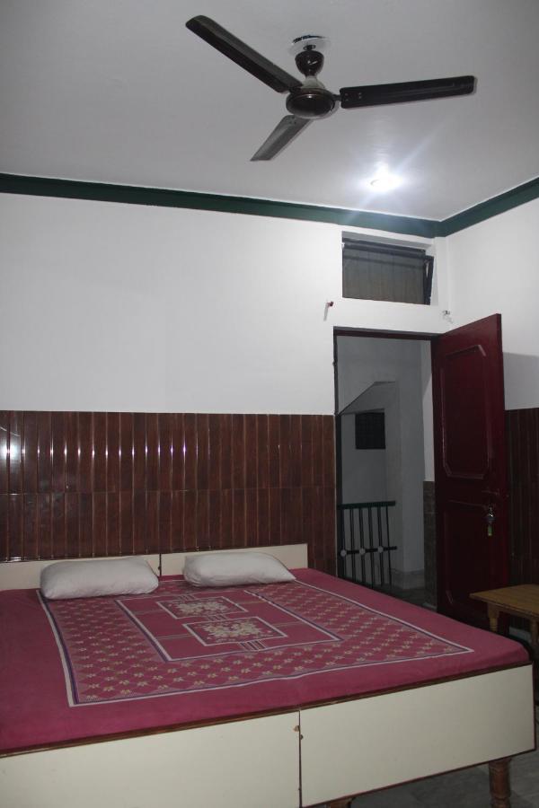 Laxmi Lodge Rishīkesh Esterno foto
