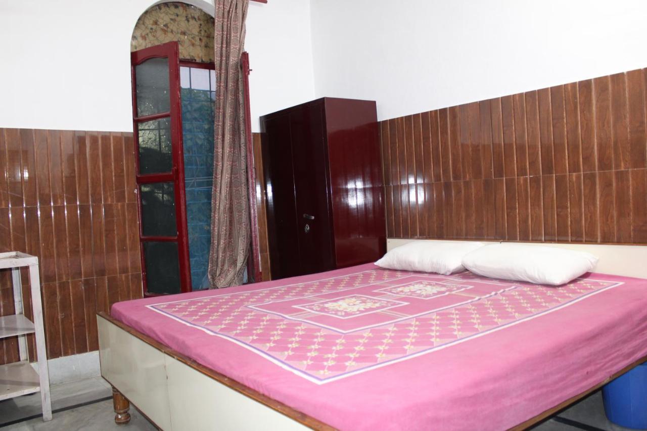 Laxmi Lodge Rishīkesh Esterno foto