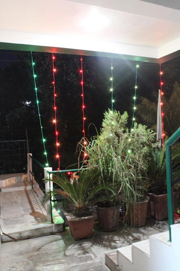 Laxmi Lodge Rishīkesh Esterno foto
