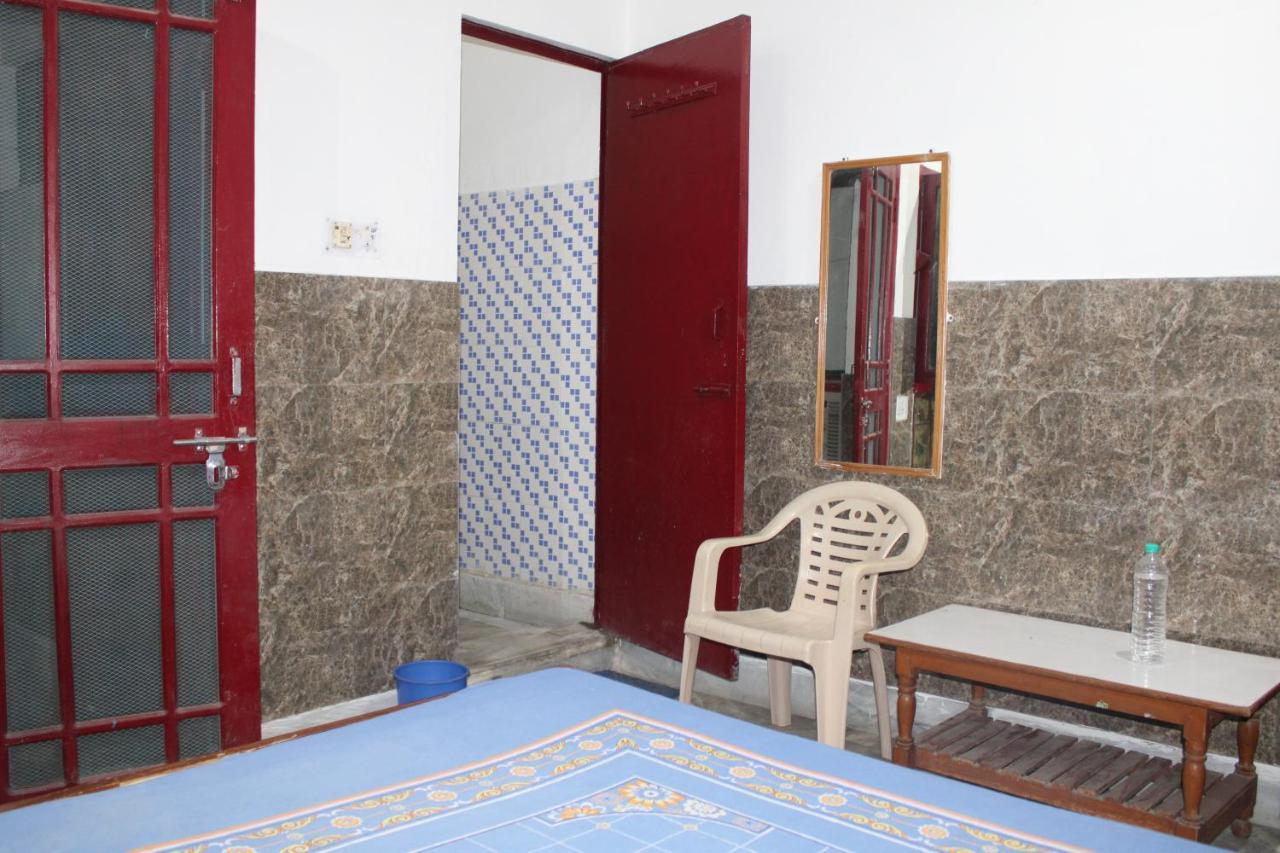 Laxmi Lodge Rishīkesh Esterno foto