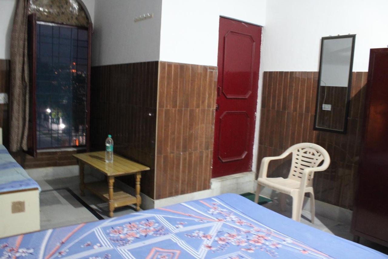 Laxmi Lodge Rishīkesh Esterno foto