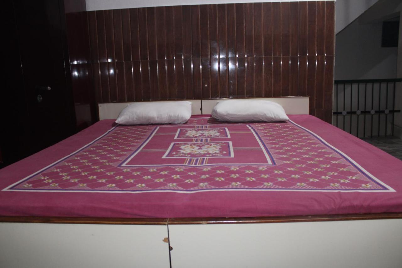Laxmi Lodge Rishīkesh Esterno foto
