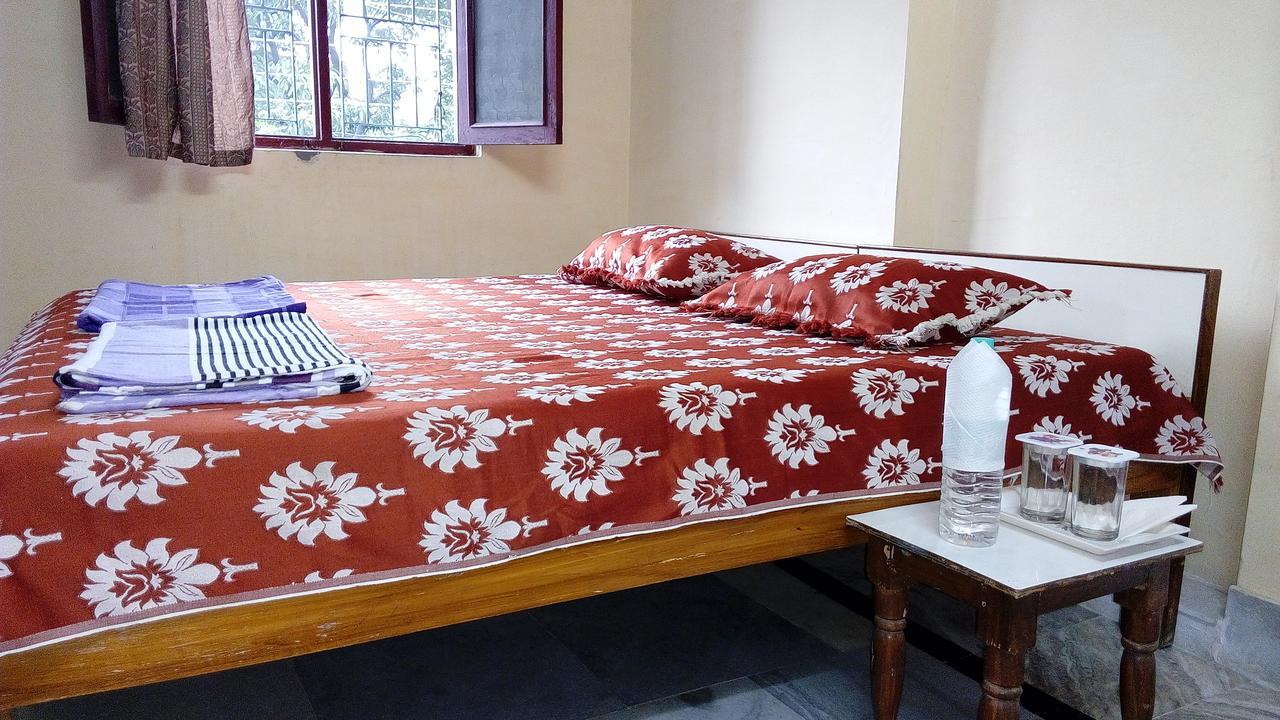 Laxmi Lodge Rishīkesh Esterno foto